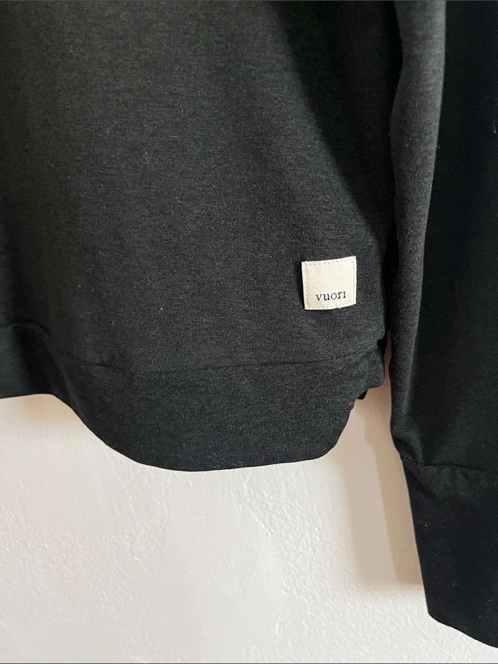 Vuori Halo Essential Hoodie - Picture 6 of 8